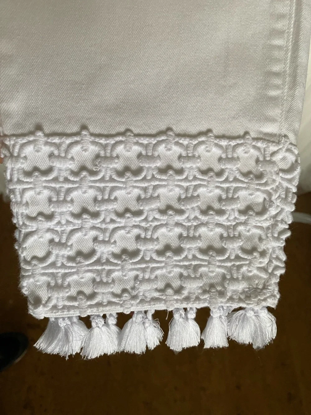 Lilly Pulitzer White Cropped Jeans with Lace Fringe Hem Size 14 - Picture 8 of 17